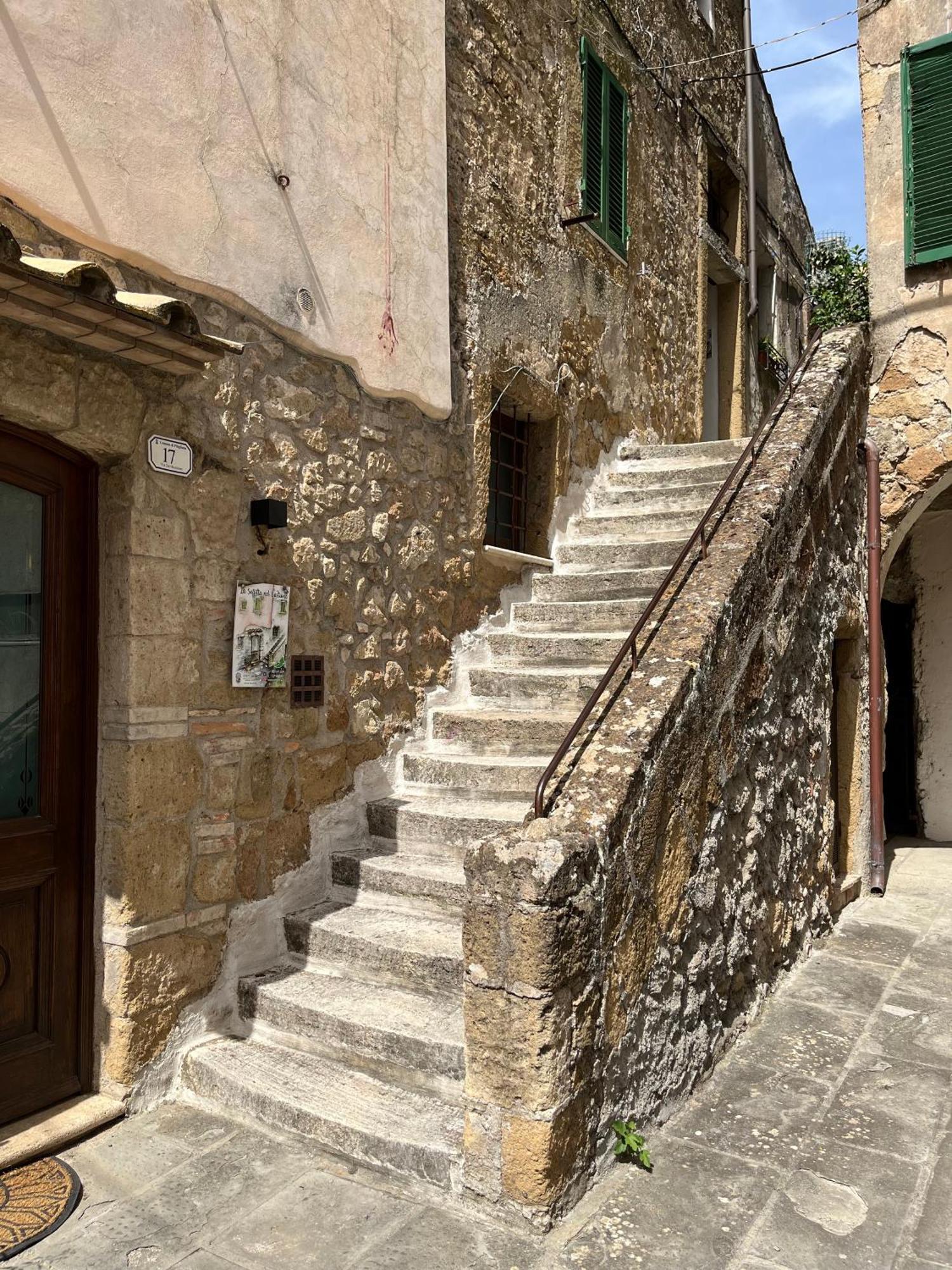 La Soffitta Nel Bastione Daire Pitigliano Dış mekan fotoğraf